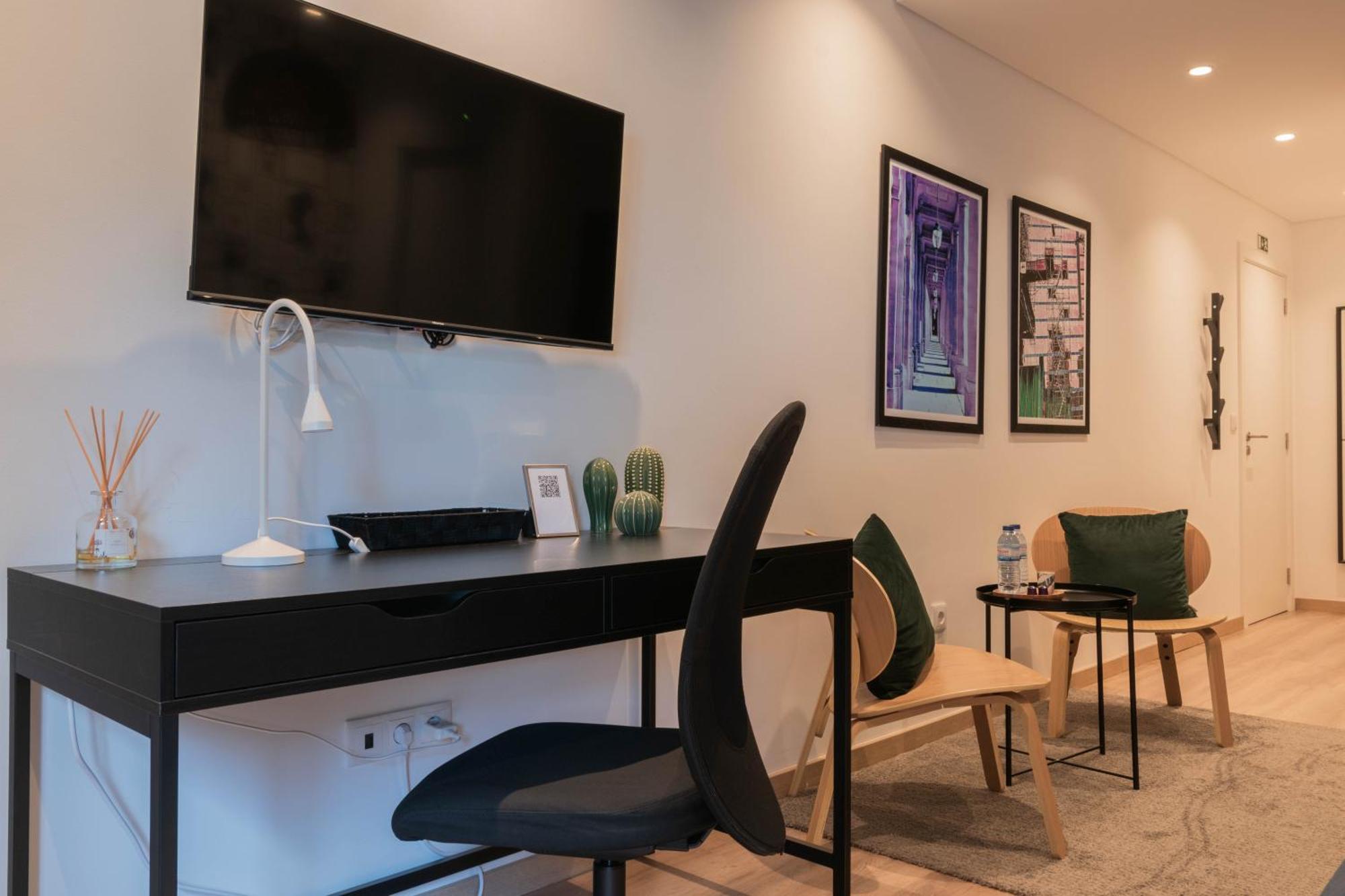 Bed and Breakfast 7Min To Uni Se-Velha - Ac - Work Desk - 300Mbs Wifi Коимбра Экстерьер фото
